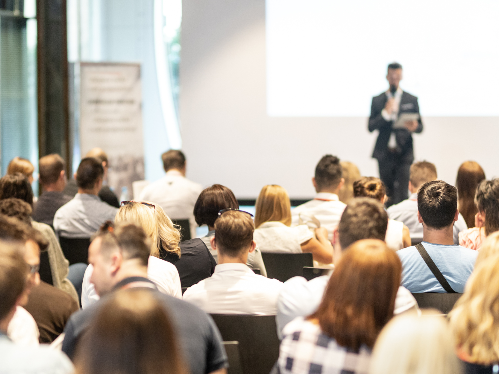 Tender for the provision of event organization and logistical support services.